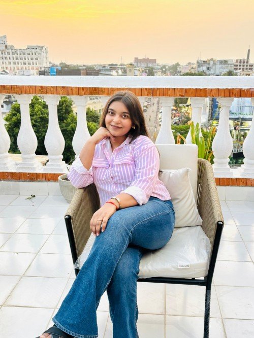Pragati Shukla  home tutor in Prayagraj.